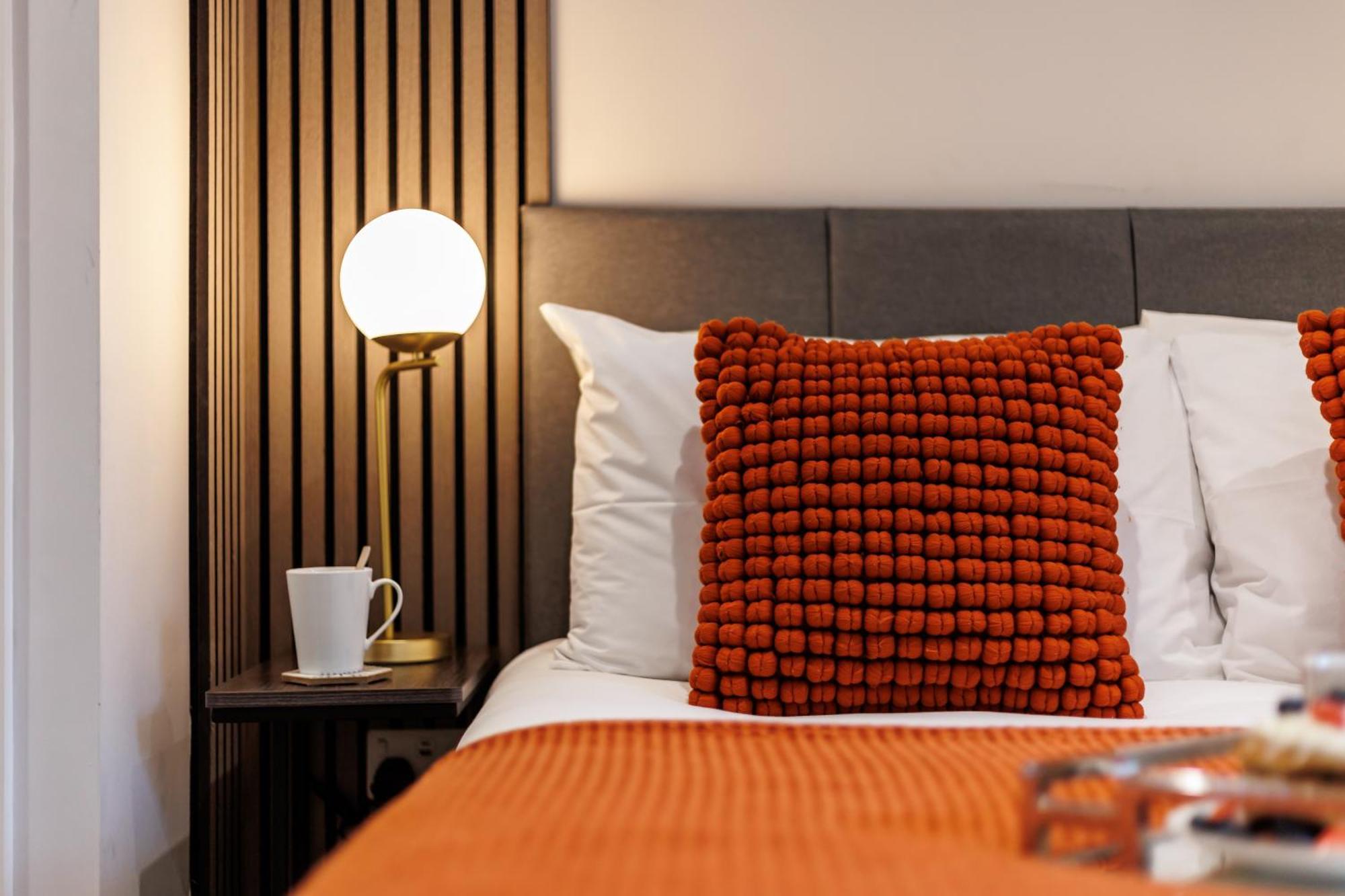 Sea Breeze - Coast Apartment Bournemouth Bagian luar foto