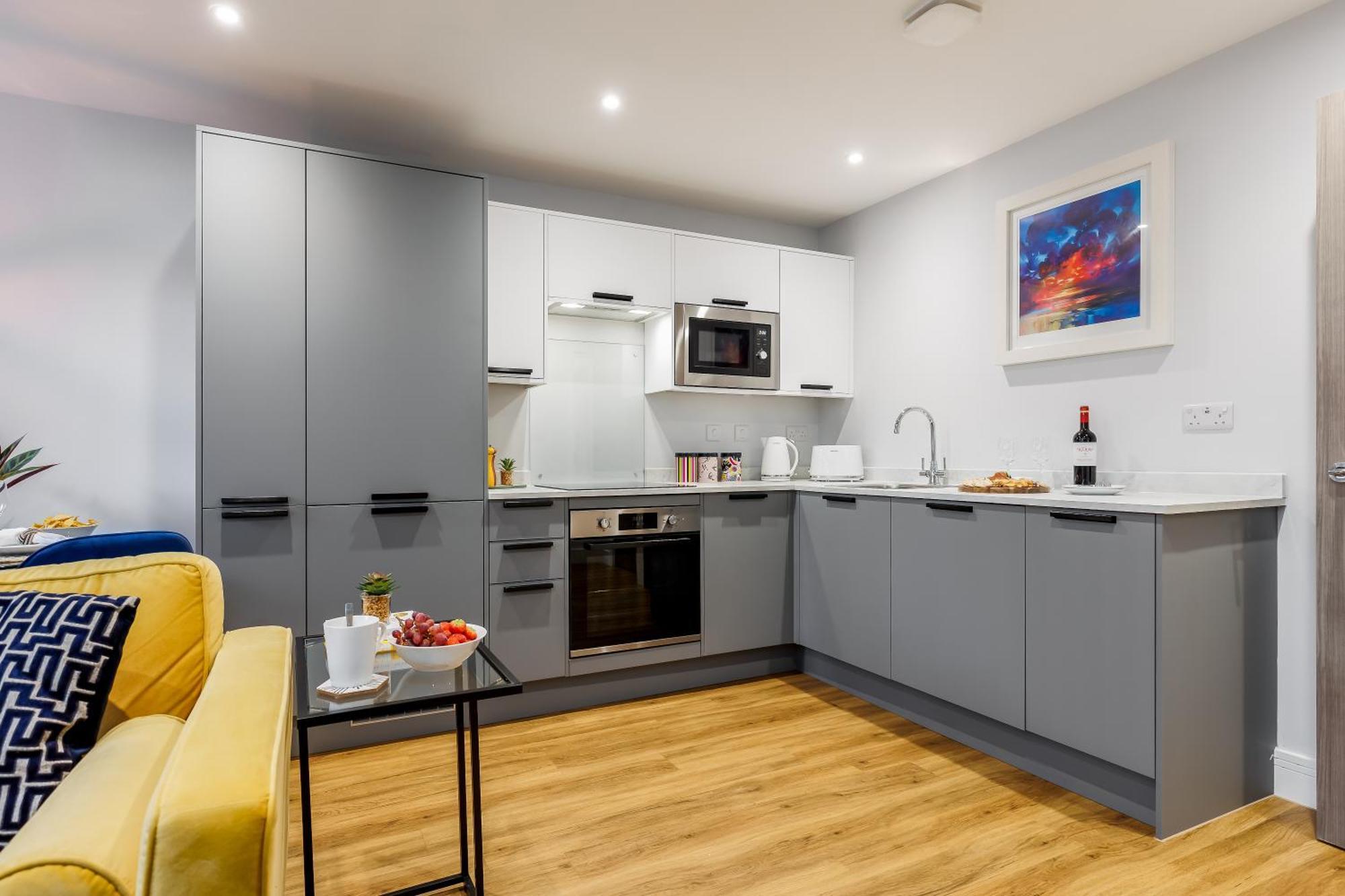 Sea Breeze - Coast Apartment Bournemouth Bagian luar foto