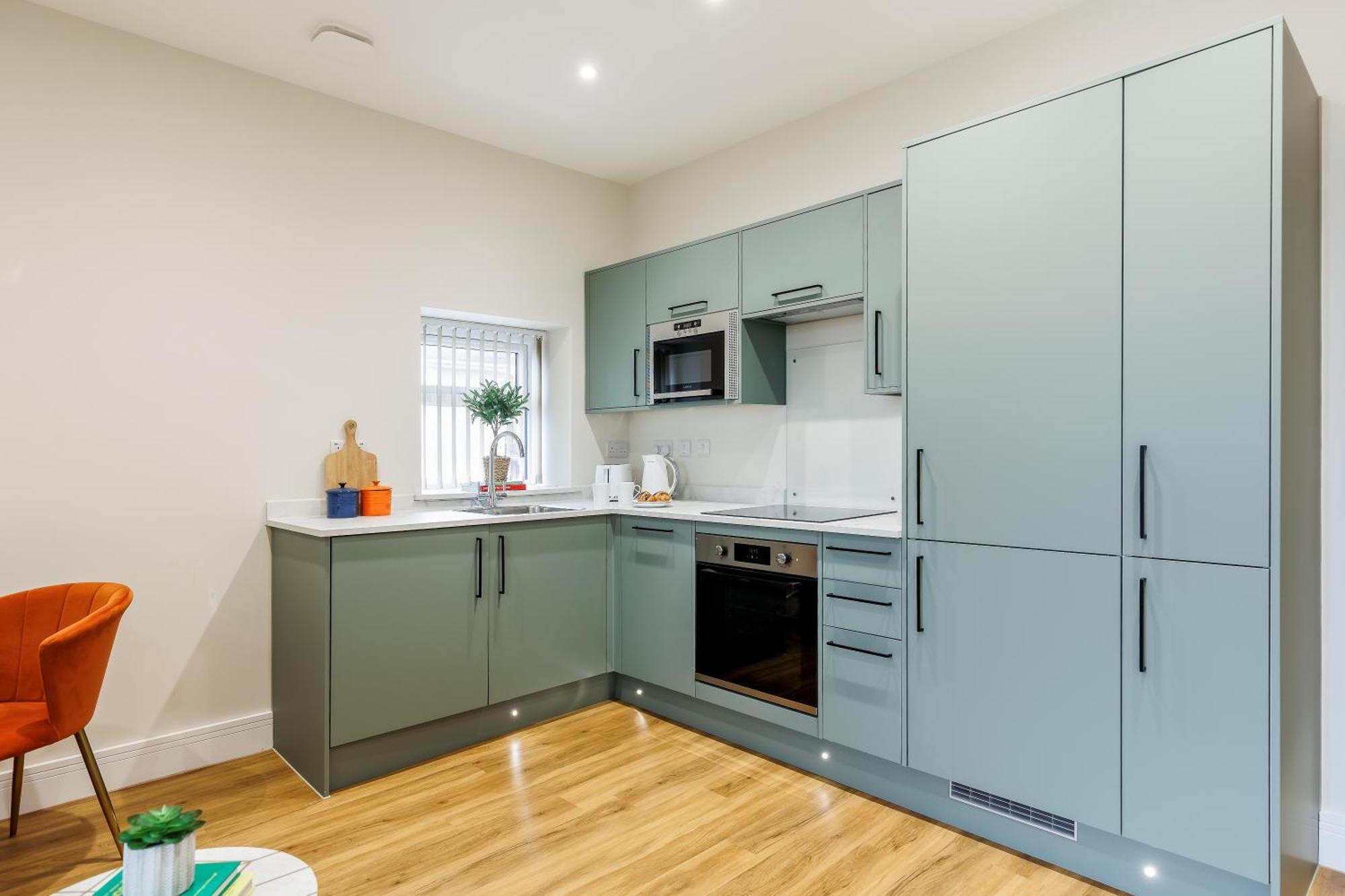 Sea Breeze - Coast Apartment Bournemouth Bagian luar foto