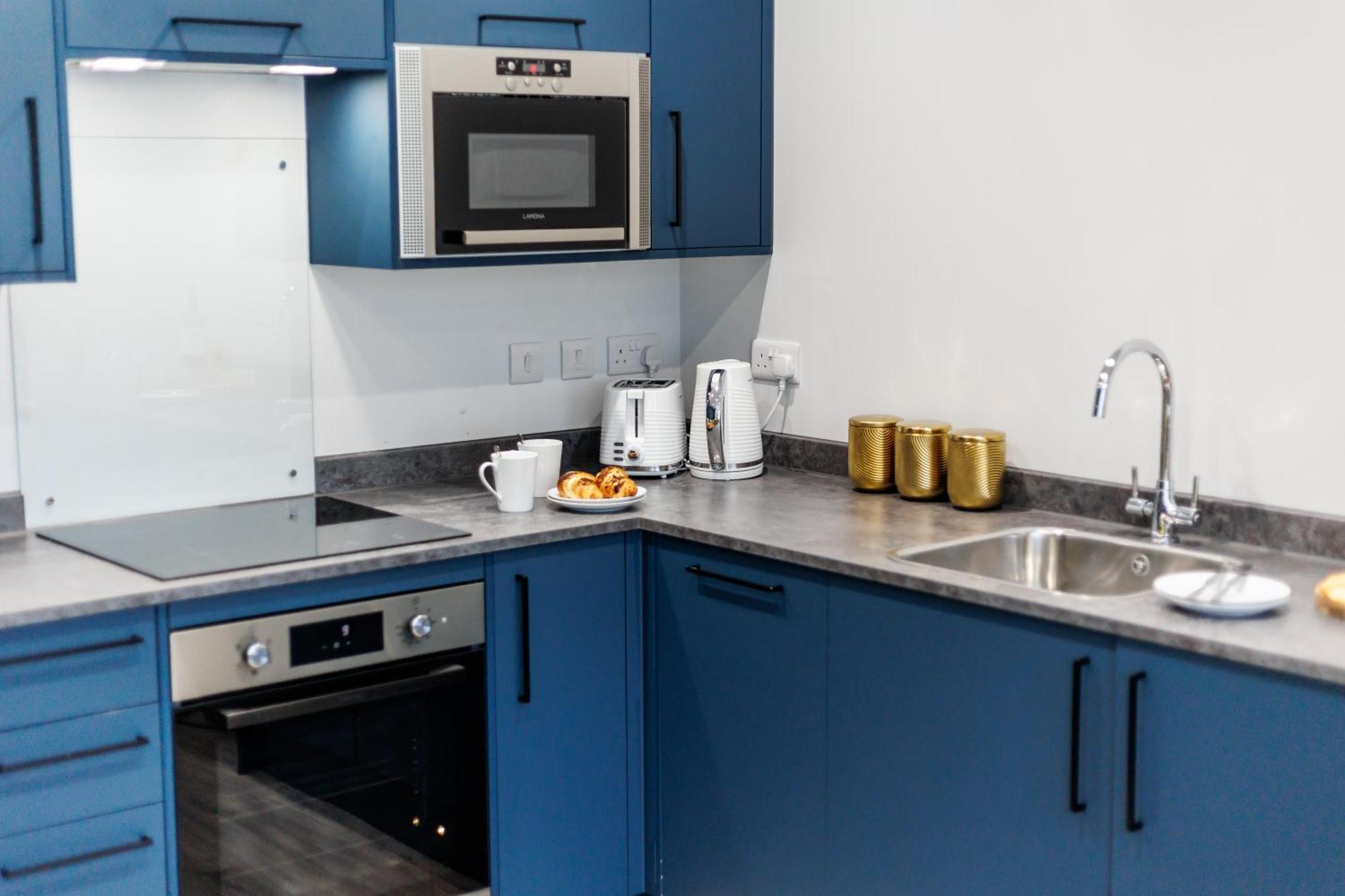 Sea Breeze - Coast Apartment Bournemouth Bagian luar foto